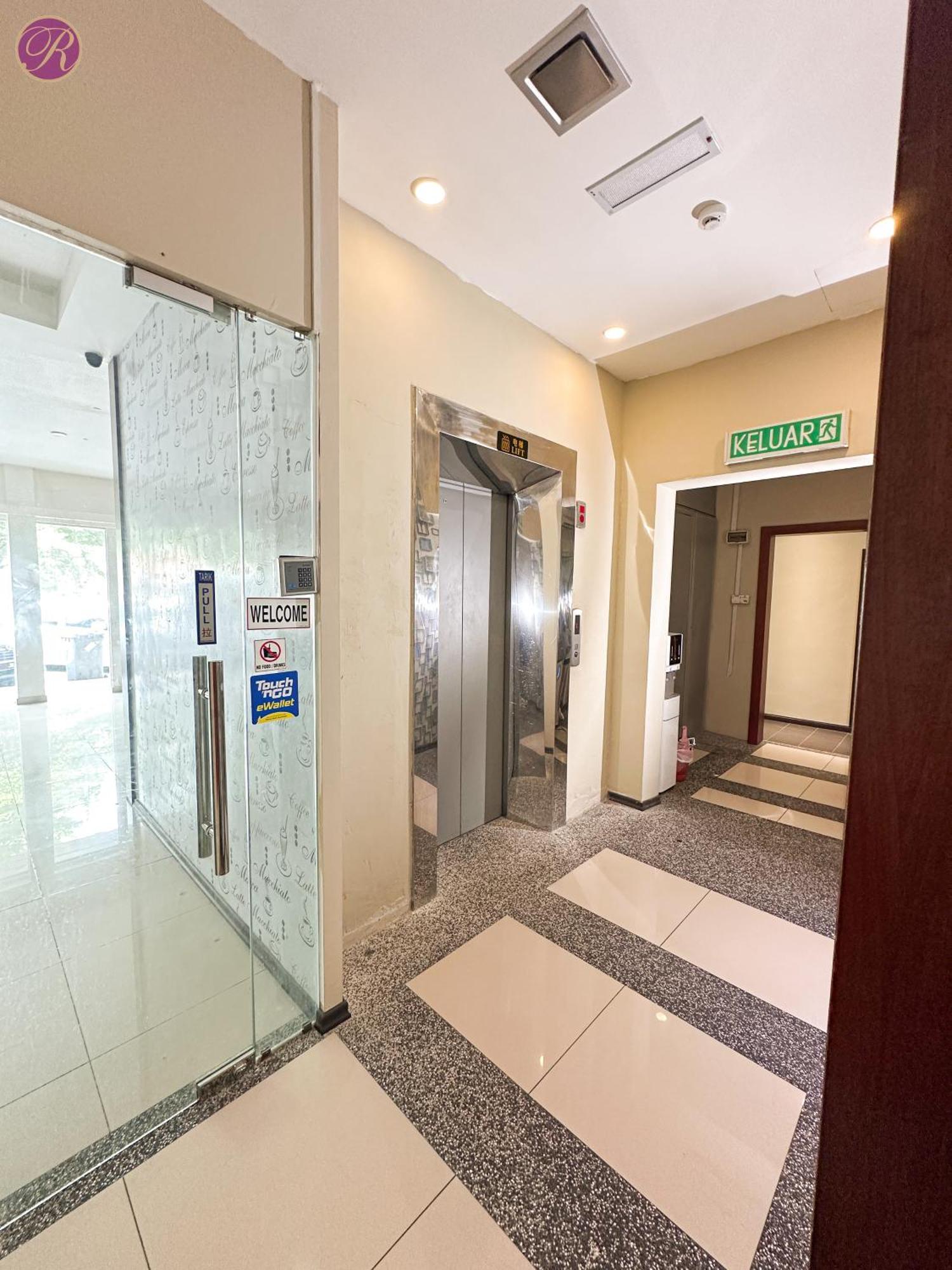 Remember Hotel Batu Pahat Luaran gambar